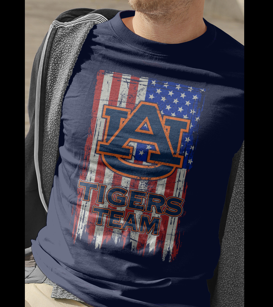 Auburn Tigers Team American Flag T-Shirt