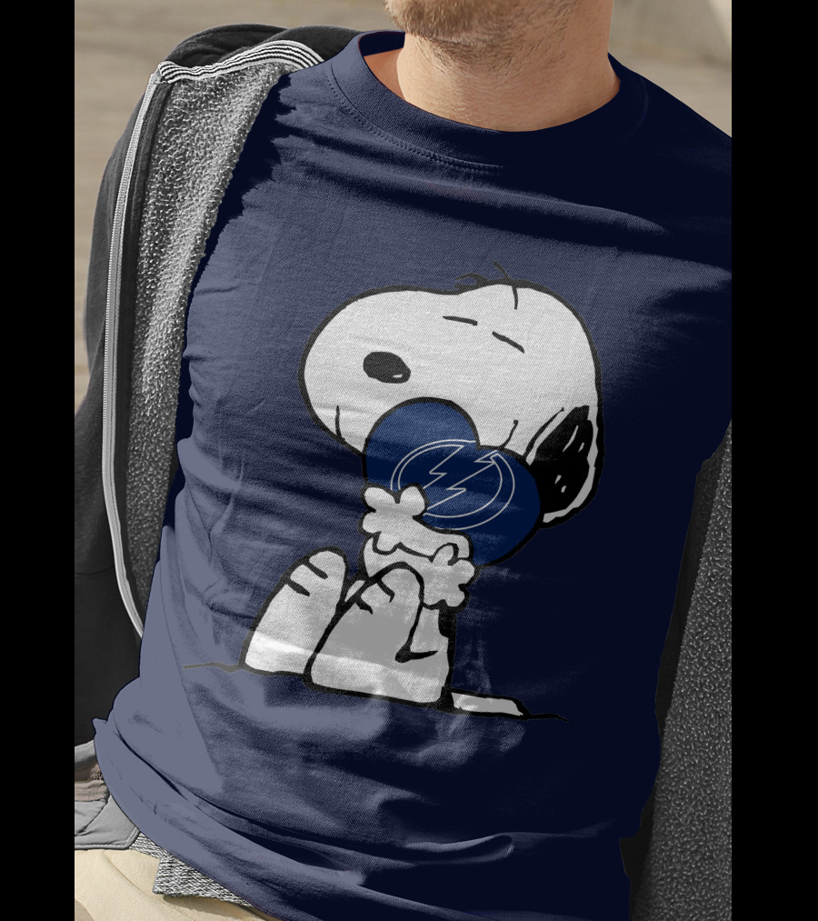 Tampa Bay Lightning Snoopy Hugging Heart T-Shirt