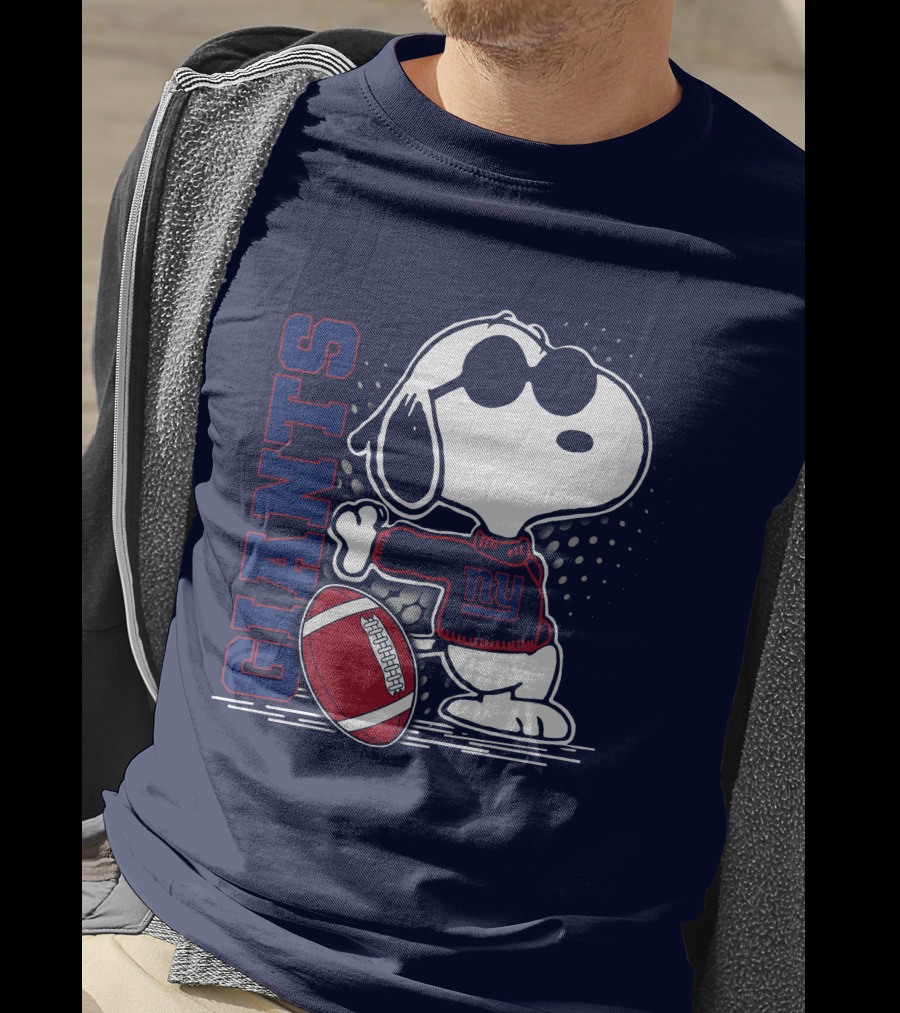 New York Giants Snoopy Football Player Fun Fanwear T-Shirt