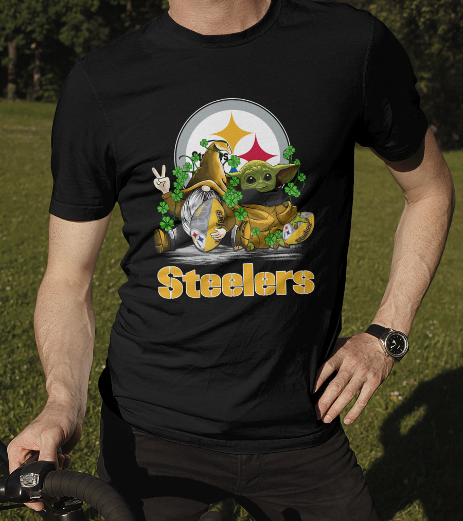 Steelers Shamrock Gnome And Green Alien Football T-Shirt