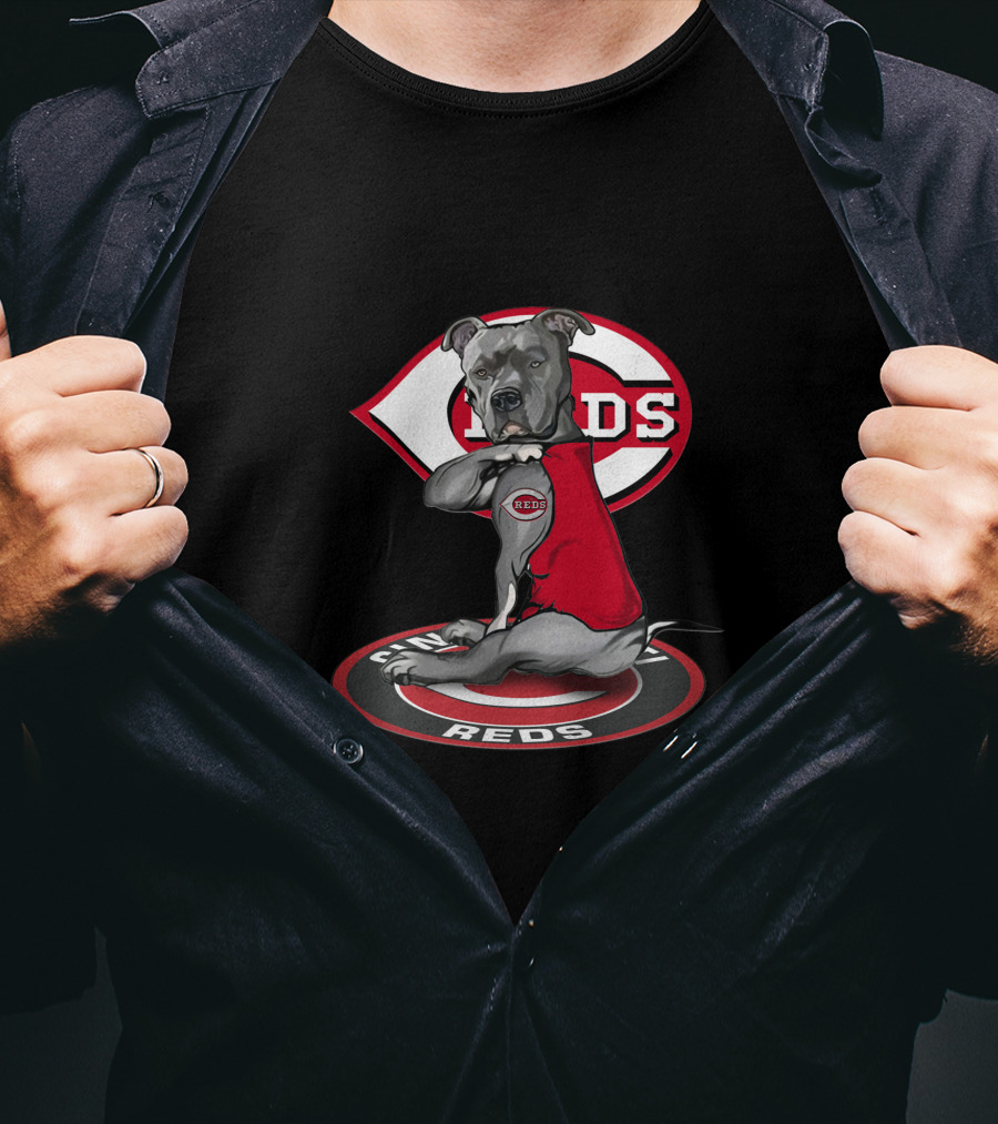 Cincinnati Reds Logo With Dog In Reds Jersey T-Shirt