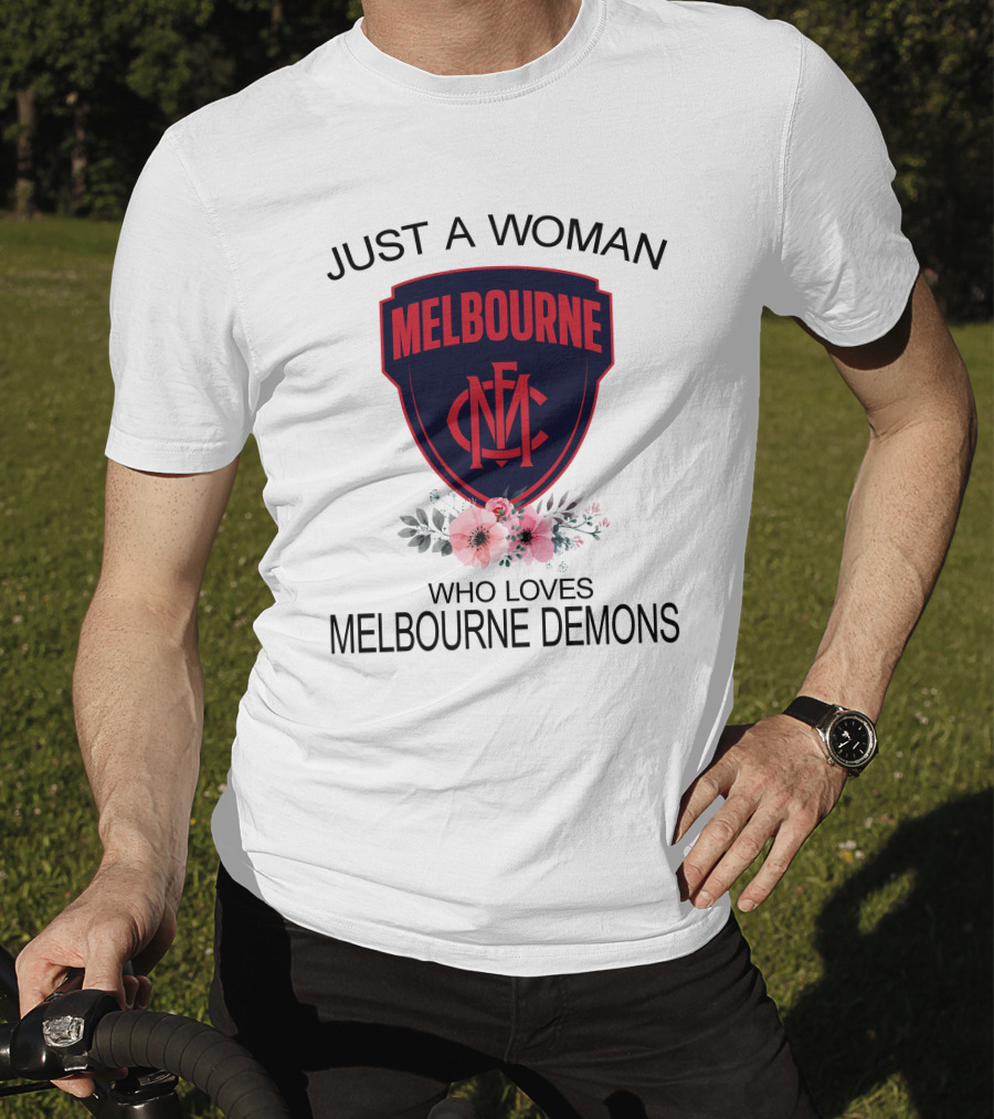 Just A Woman Who Loves Melbourne Demons Melbourne Cfc Logo Flower Decor T-Shirt