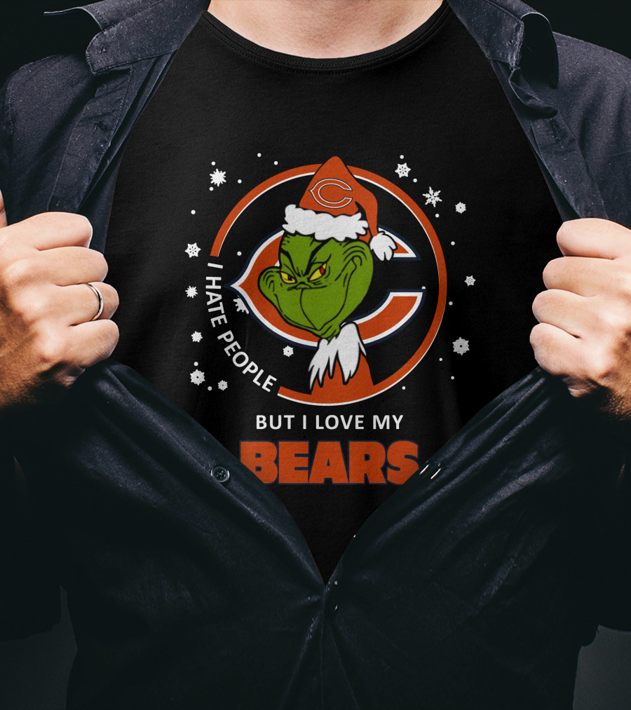 I Hate People But I Love My Chicago Bears Grinch Santa Snowflakes T-Shirt