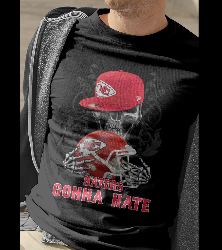 Kansas City Chiefs Haters Gonna Hate Skull With Cap And Helmet T-Shirt