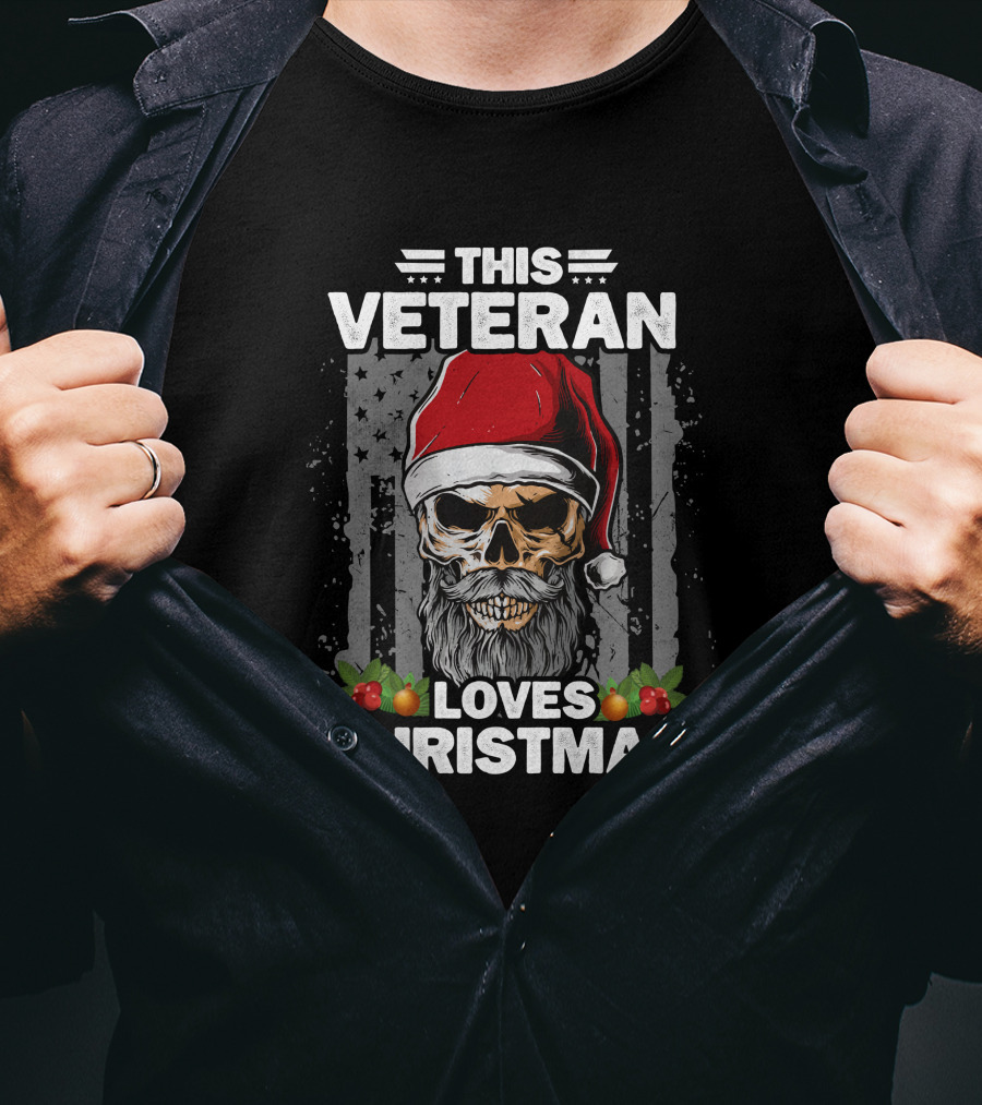 This Veteran Loves Christmas Skull Santa Hat Holiday Spirit T-Shirt