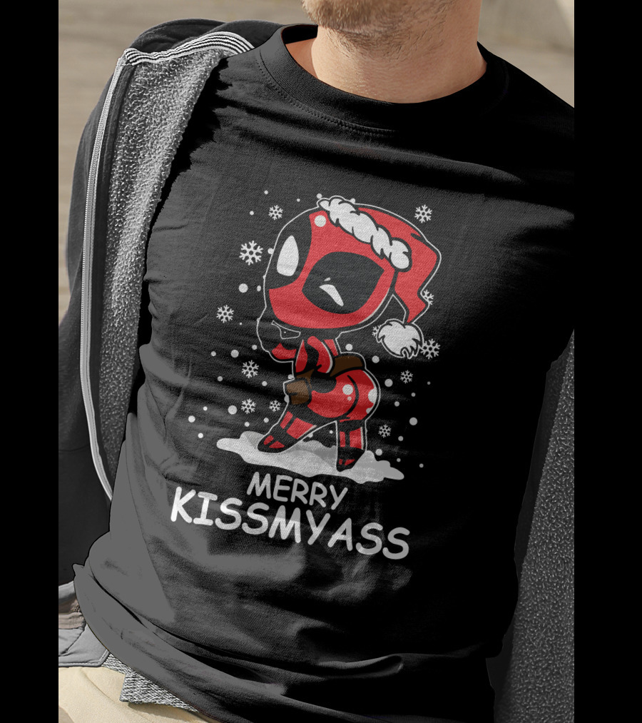 Merry KissMyAss Deadpool Santa Hat Snowflakes T-Shirt