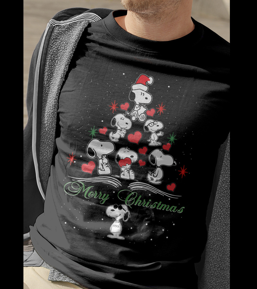 Merry Christmas Snoopy Tree Hearts T-Shirt