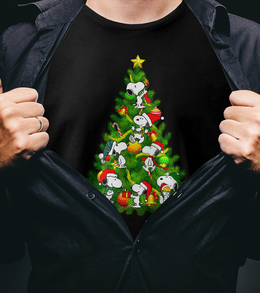Snoopy Christmas Tree With Santa Hats And Gifts T-Shirt