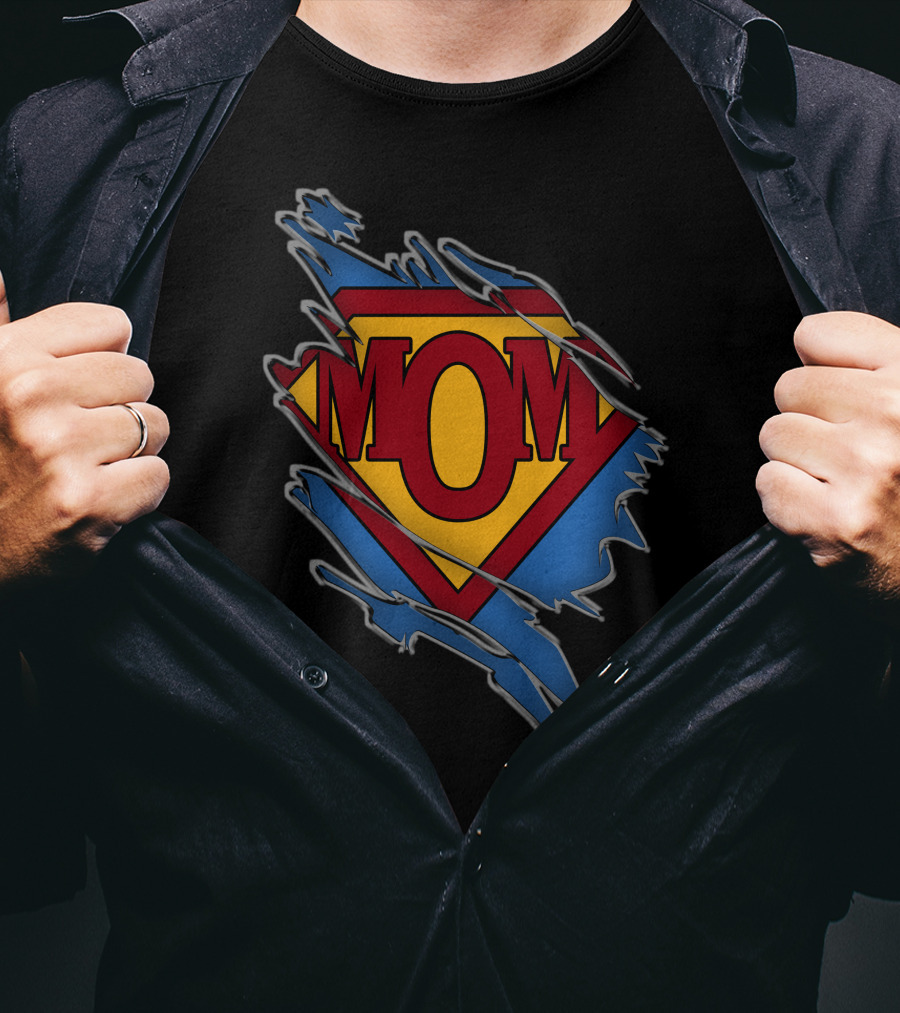 Super Mom Emblem With Superhero Style Crest T-Shirt