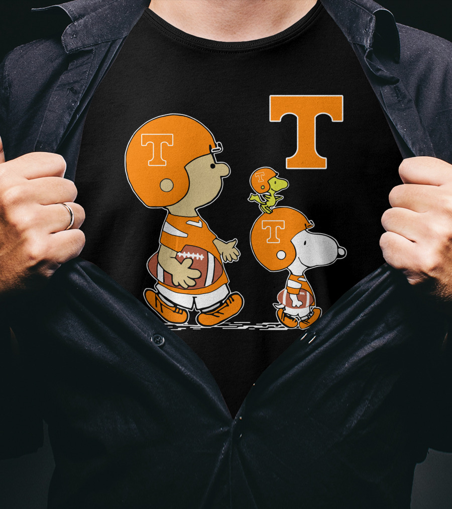 Tennessee Volunteers Peanuts Characters Football Helmet Charlie Brown Snoopy Woodstock T-Shirt
