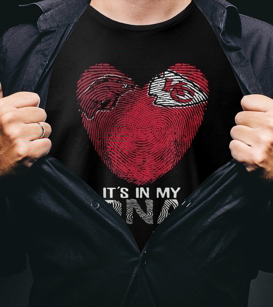 Arkansas Razorbacks Chiefs It's In My Dna Fingerprint Heart T-Shirt
