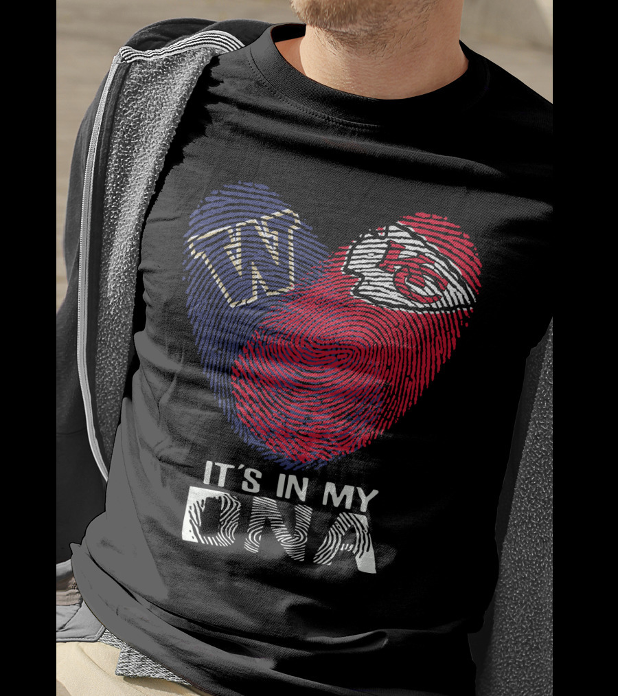 Washington Huskies W And Chiefs It's In My DNA Fingerprint Heart T-Shirt