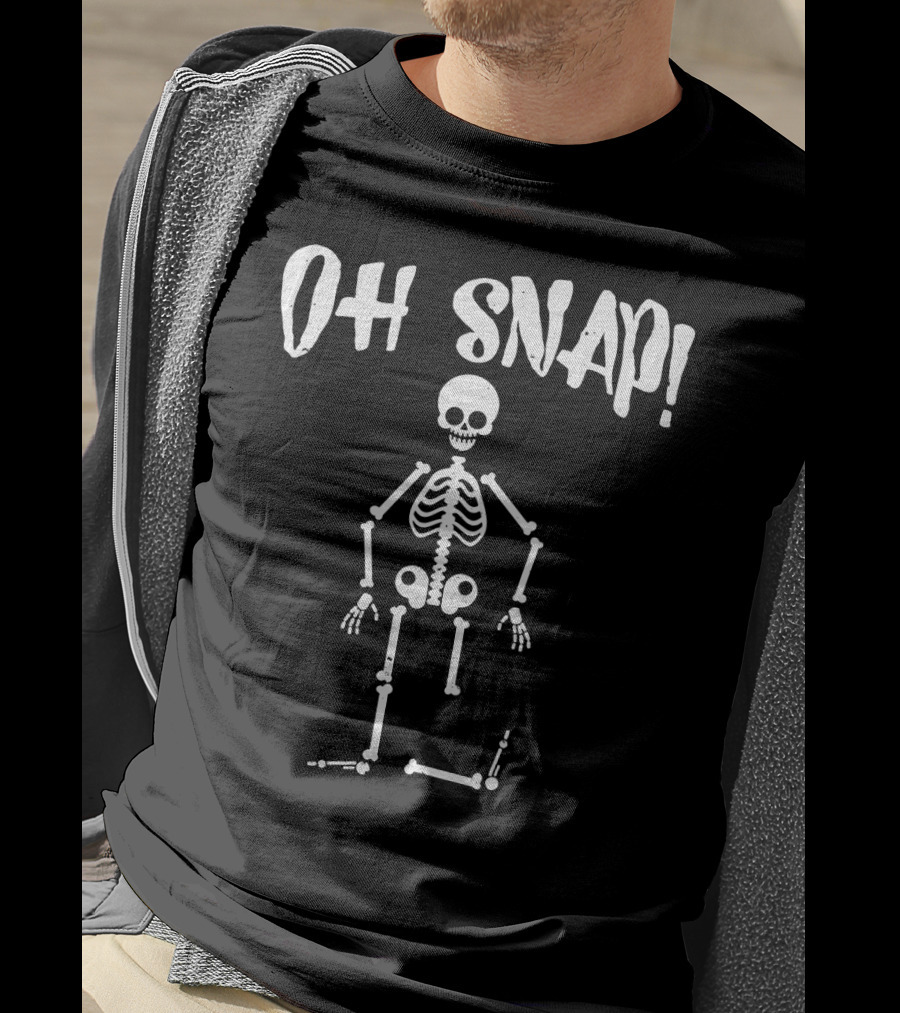 Oh Snap Funny Halloween Skeleton Style With Missing Leg T-Shirt