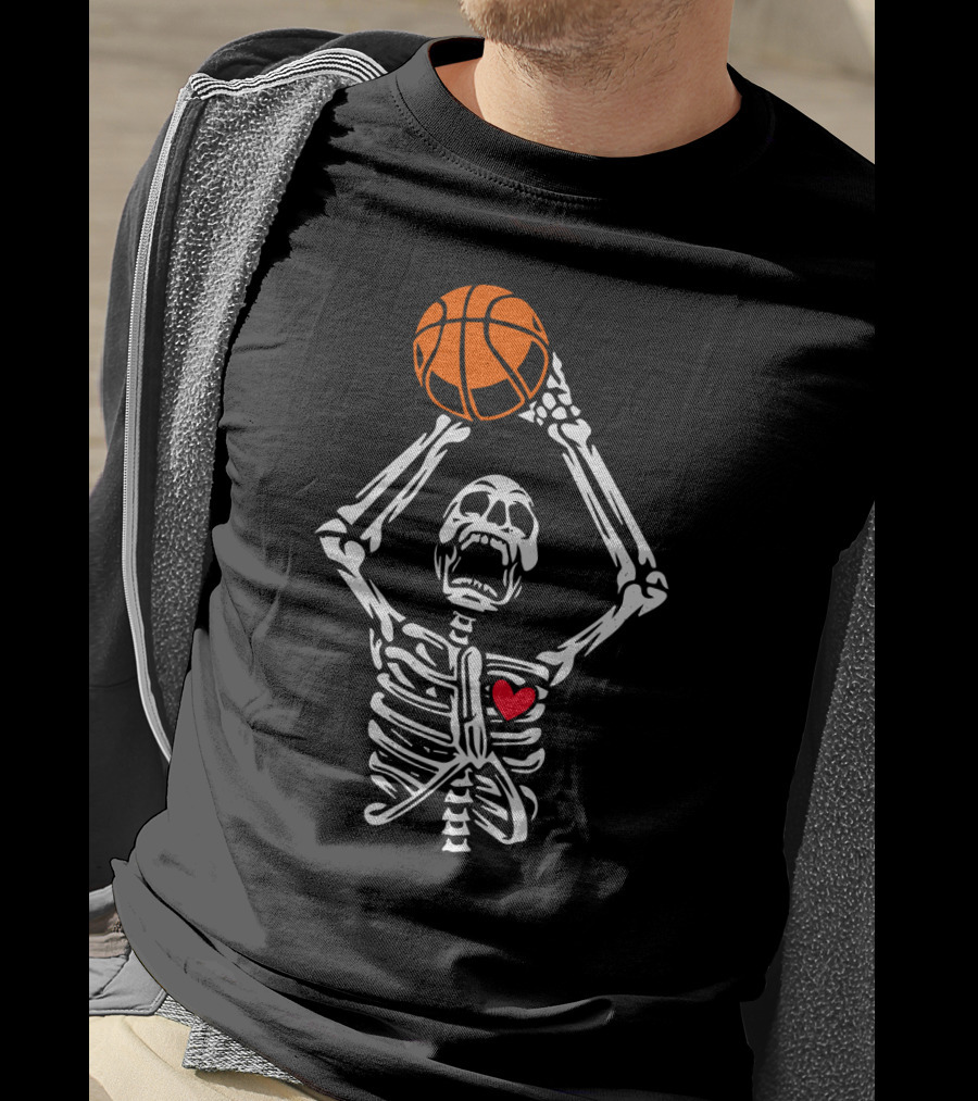 Funny Basketball Skeleton With Heart And Basketball T-Shirt