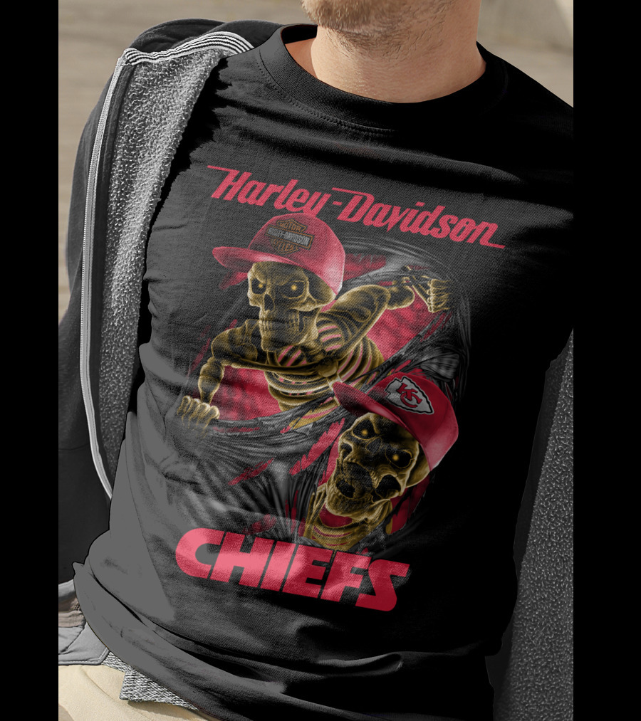 Harley Davidson Chiefs Skeletons In Kansas City Chiefs Hats T-Shirt