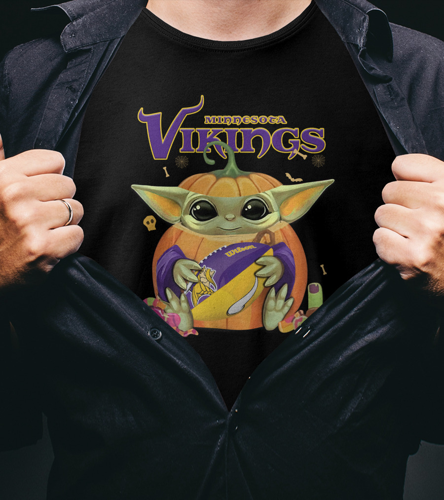Yoda Minnesota Vikings Halloween Football Pumpkin T-Shirt