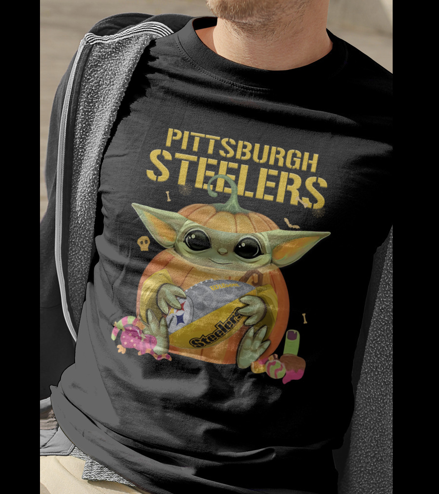 Pittsburgh Steelers Yoda Football Pumpkin Halloween Candy T-Shirt