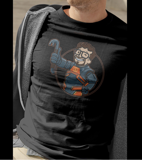 Lambda Boy Freeman Style Character With Crowbar T-Shirt