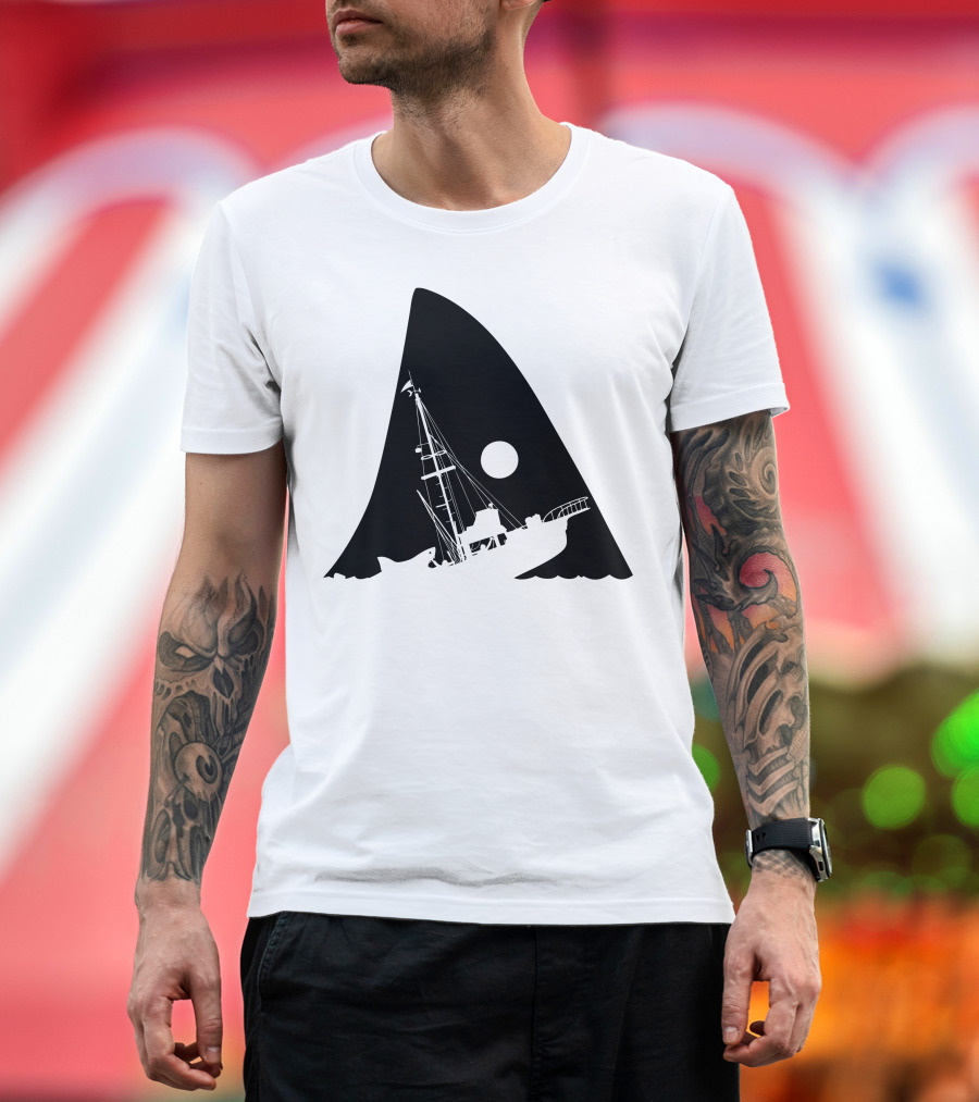 Jaws Shark Fin Ship Silhouette Under Moonlight T-Shirt