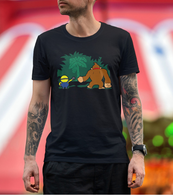 Premium T-Shirt: Minion and Donkey Kong Banana Adventure T-Shirt Minion and Donkey Kong Banana Adventure T-Shirt