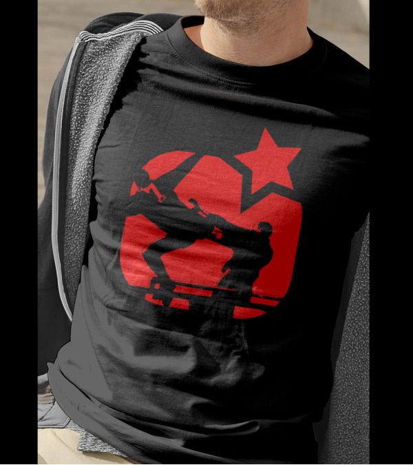 Eric Cantona Kungfu Manchester United Star Kick T-Shirt