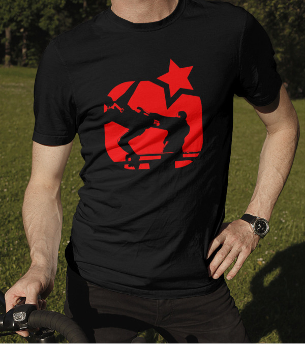 Eric Cantona Kungfu Manchester United Star Kick T-Shirt