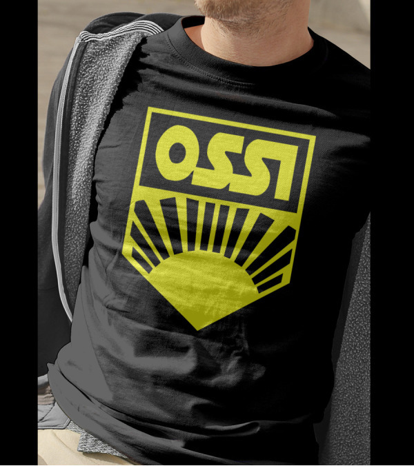 Ossi Fdj Ddr Fun Retro Style Badge With Sunrise T-Shirt
