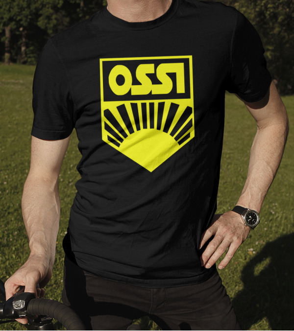 Ossi Fdj Ddr Fun Retro Style Badge With Sunrise T-Shirt