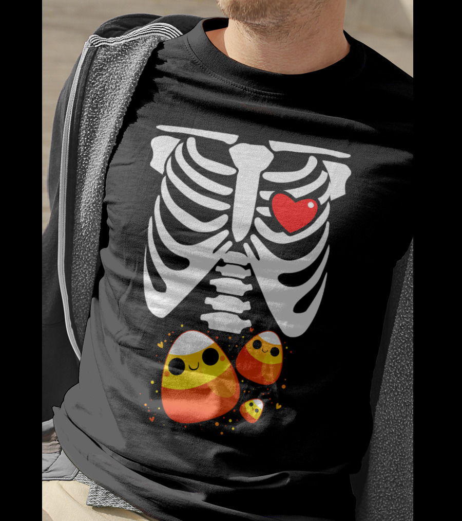 Skeleton Ribs Heart With Cute Candy Corn Halloween Food T-Shirt