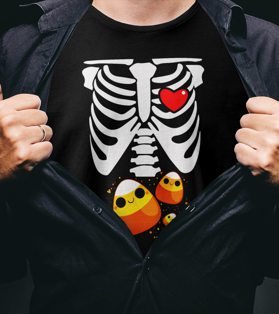 Skeleton Ribs Heart With Cute Candy Corn Halloween Food T-Shirt