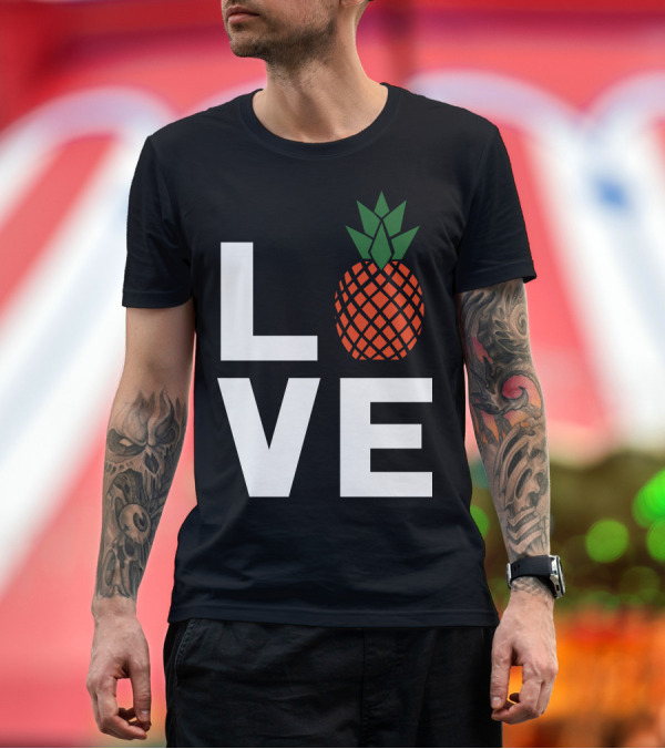Premium T-Shirt: LOVE Pineapples T-Shirt LOVE Pineapples T-Shirt