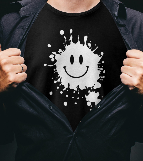 Mud Splatter Smiley Face Forrest Gump Movie Iconic Smile T-Shirt