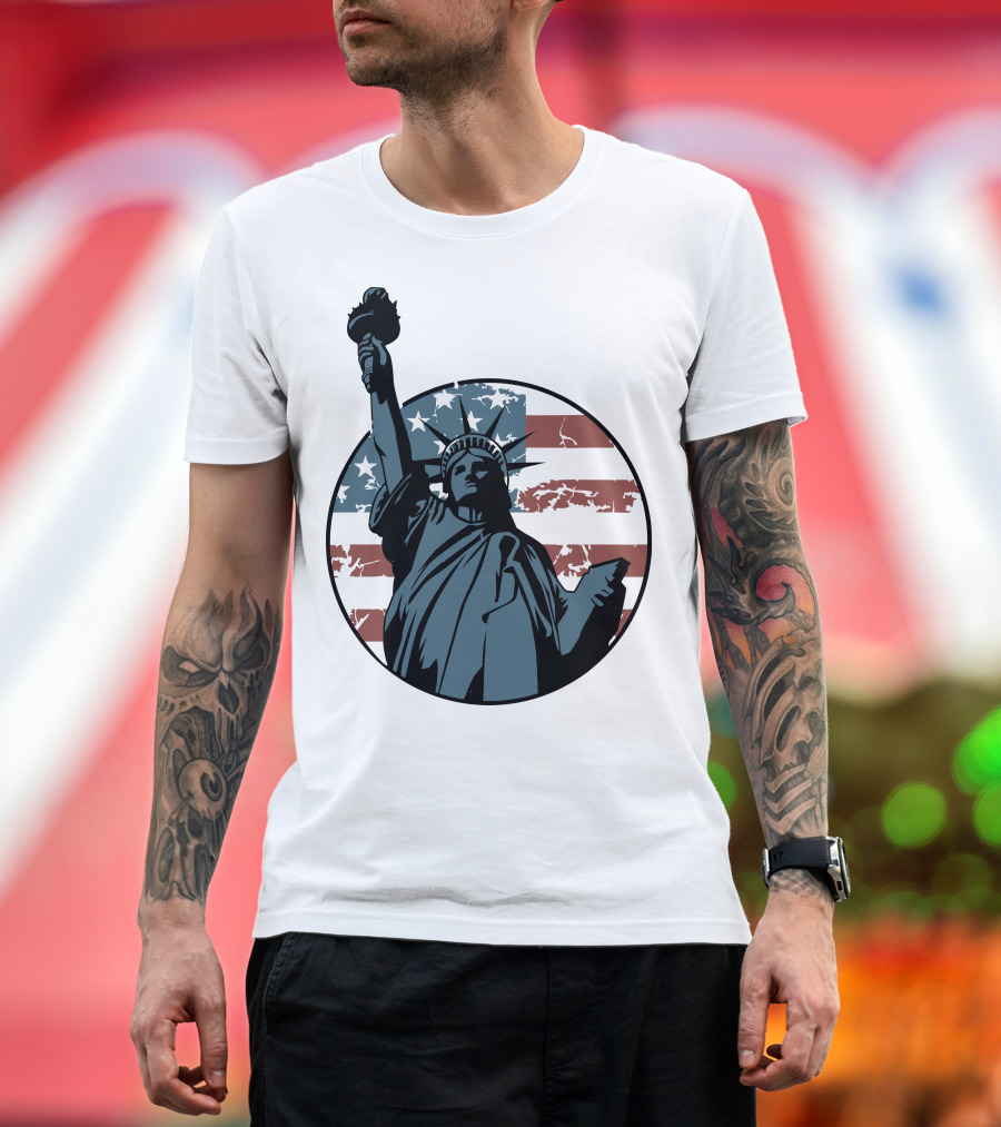 Liberty Statue with US Flag Background T-Shirt