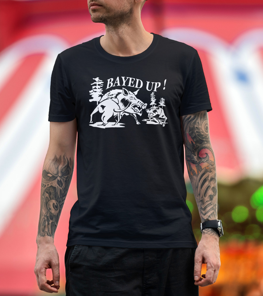 Bayed Up Wild Hog and Hunting Dog Confrontation in the Woods T-Shirt