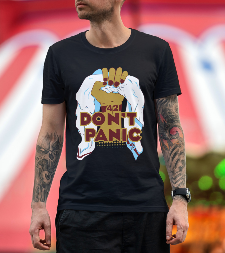 42 Don't Panic Towel Hand T-Shirt