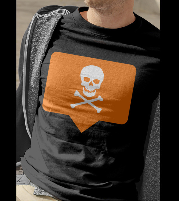 I Hate Insta Skull And Crossbones Notification T-Shirt