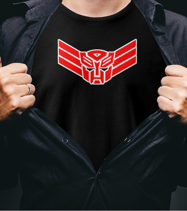 Cyb Elite Guard Badge Autobots T-Shirt