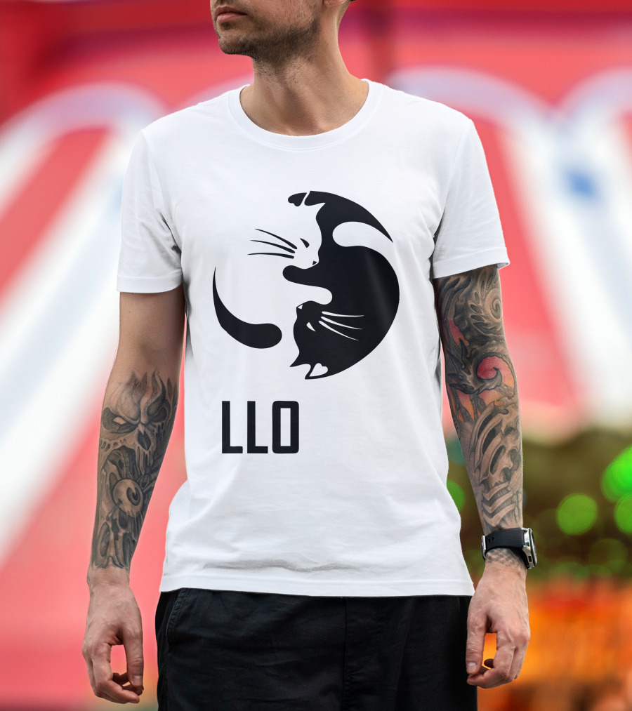 LLOYD Yin Yang Cat Symbol T-Shirt