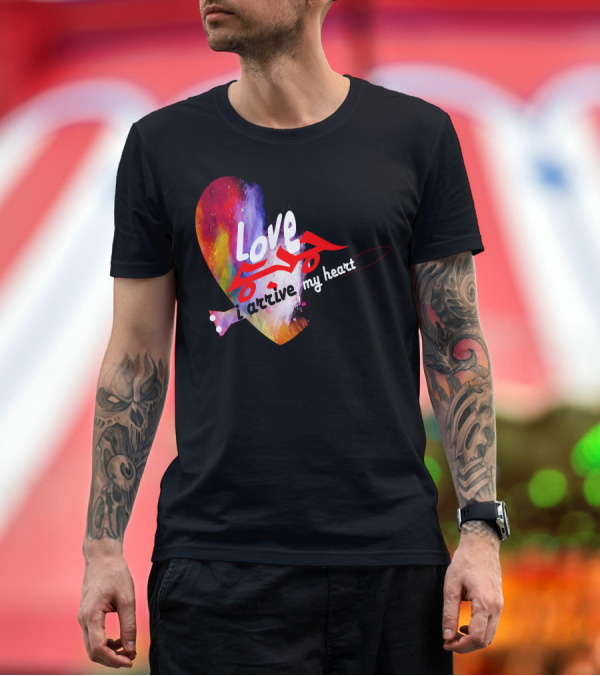 Premium T-Shirt: Love Arabic Calligraphy I Arrive My Heart T-Shirt Love Arabic Calligraphy I Arrive My Heart T-Shirt