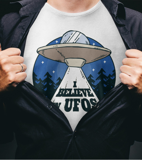 I Believe In UFOs Alien Spaceship T-Shirt