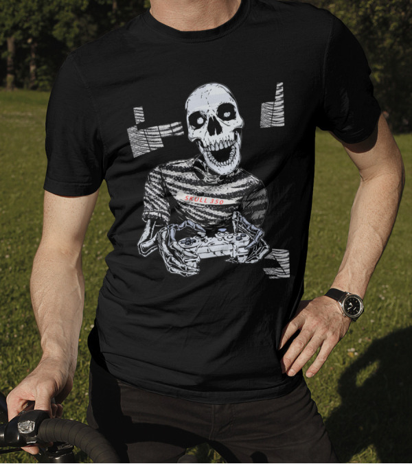 Skull 350 Zebra Gamer Skeleton Controller T-Shirt