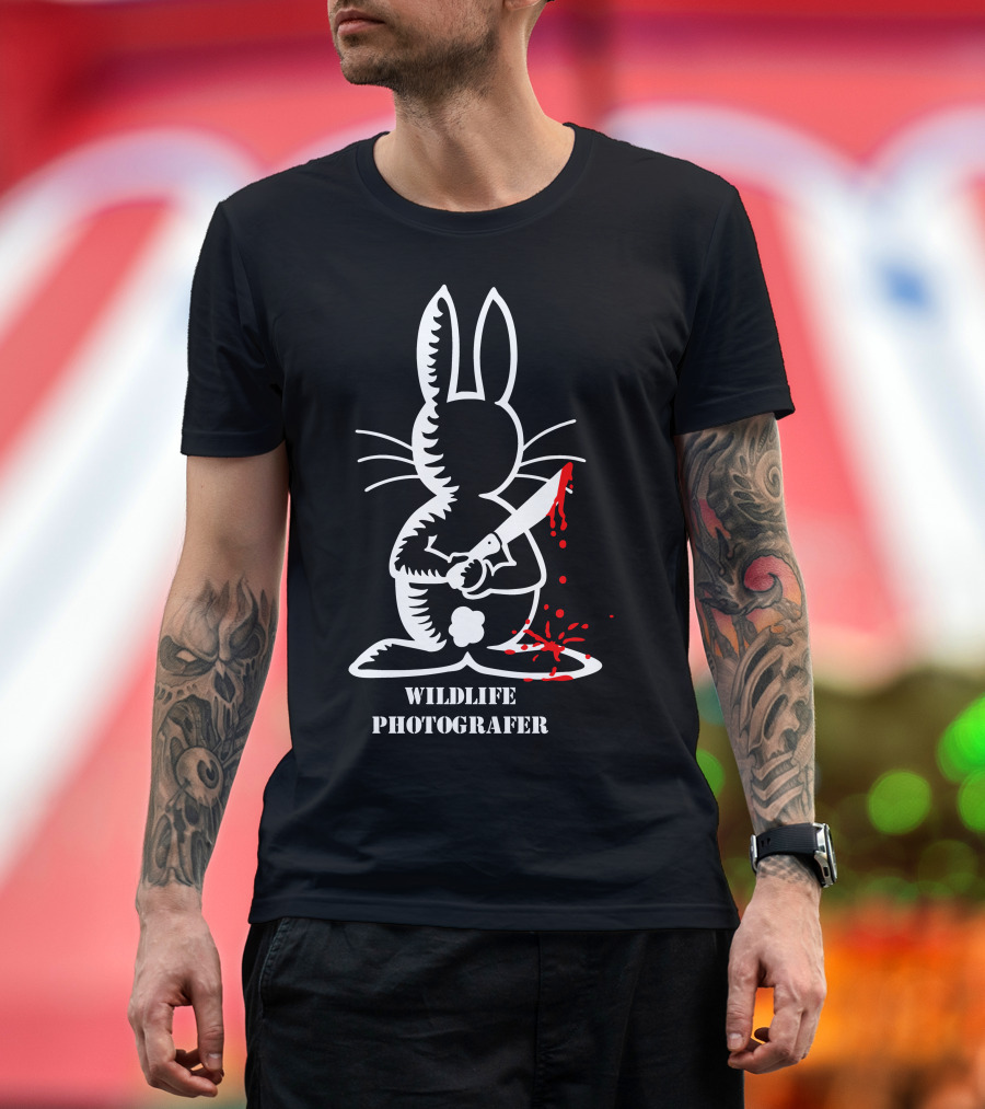 Bunny The Ripper Wildlife Photografer T-Shirt