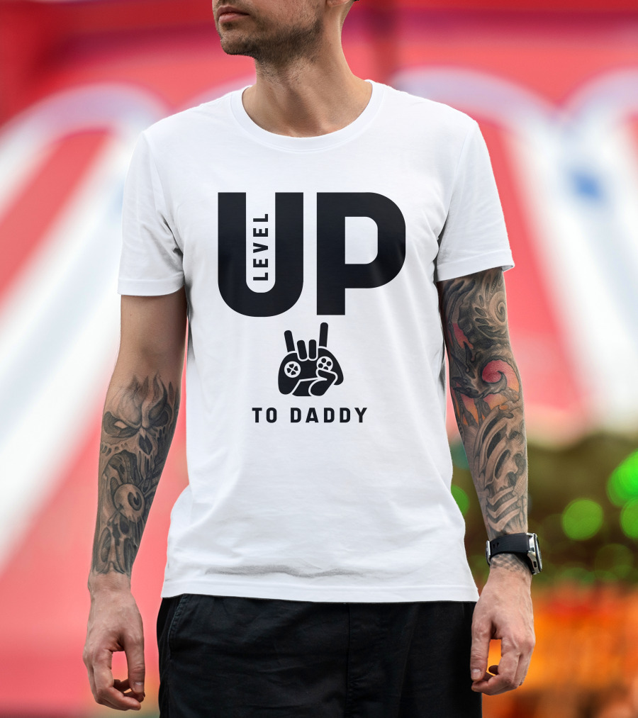 Level Up to Daddy Gaming Controller Hand Gesture T-Shirt