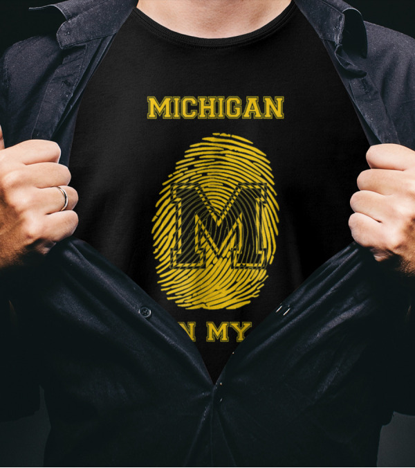 MICHIGAN MI It's In My DNA University Font Fingerprint T-Shirt