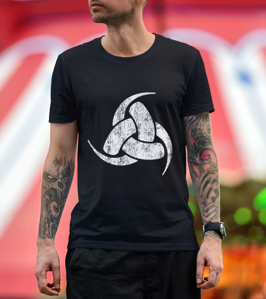 Celtic Odin's Horn Viking Symbol Irish Knotwork Triquetra Nordic Mythology T-Shirt