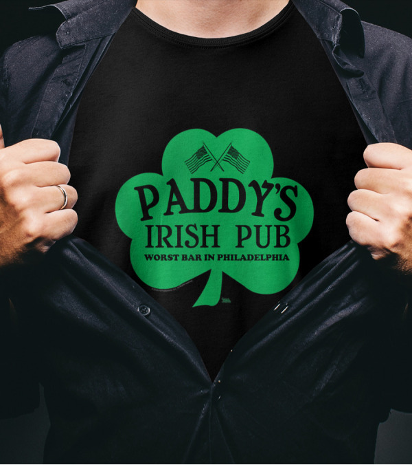 It's Always Sunny Paddy's Irish Pub Clover Worst Bar In Philadelphia T-Shirt