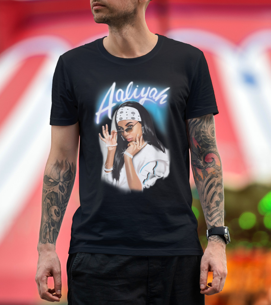 Aaliyah Airbrush Bandana Photo White Outfit Spelled Name Blue Background T-Shirt
