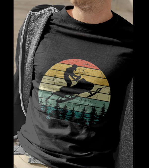 Vintage American Snowmobile Adventure Retro Sunset Sledding Forest T-Shirt
