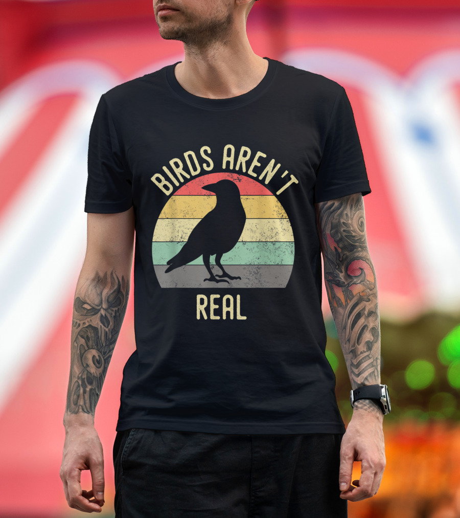 Birds Aren't Real Government Conspiracy Bird Silhouette Retro Sunset T-Shirt