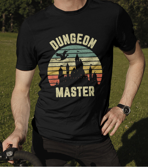 Dungeon Master Castle Silhouette With Dragon Retro T-Shirt